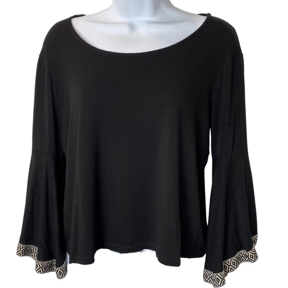 W5 Black 3/4 Bell Sleeve Woman Top Medium - Picture 1 of 5